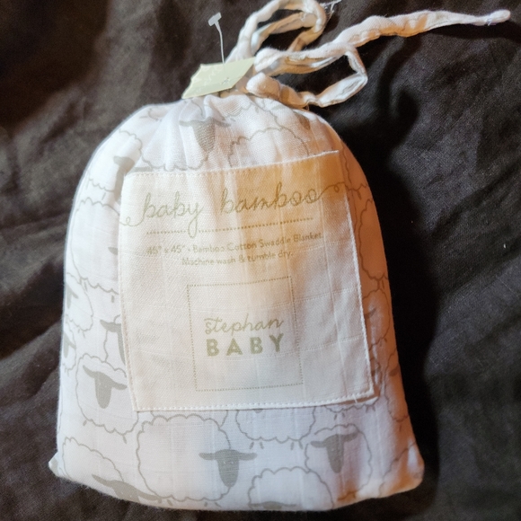Other - NWT Bamboo Cotton Muslin Swaddle Baby Blanket